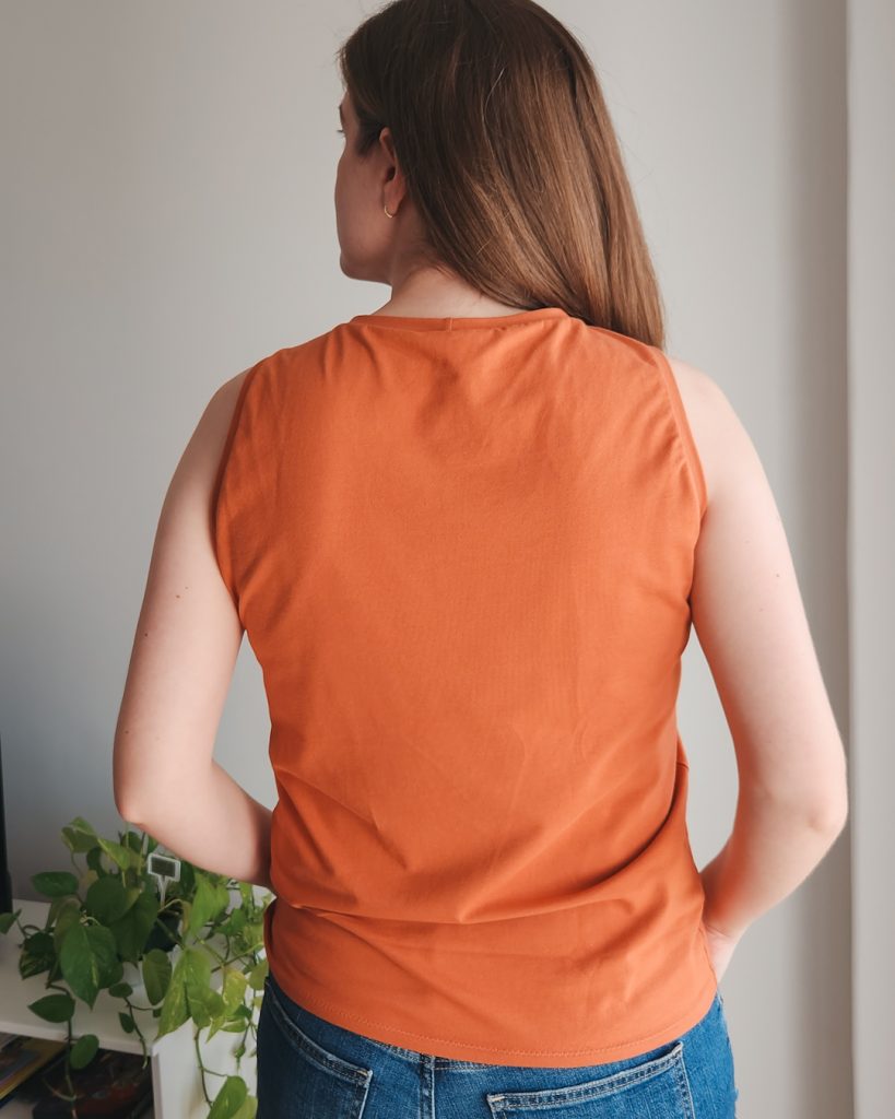 Lorna Tee Shirt by Bertina Paris | The Sewing Things Blog
