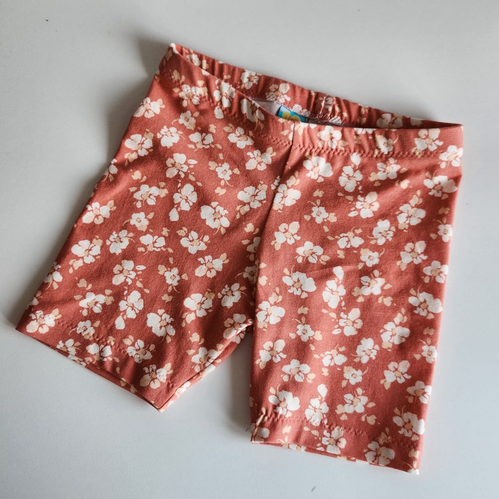 Leggin's by Love Notions | The Sewing Things Blog
